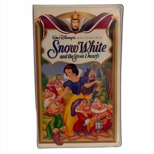 Disney Snow White and The Seven Dwarfs VHS Tape